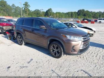  Salvage Toyota Highlander