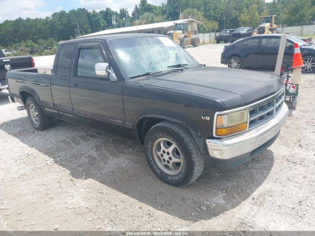  Salvage Dodge Dakota