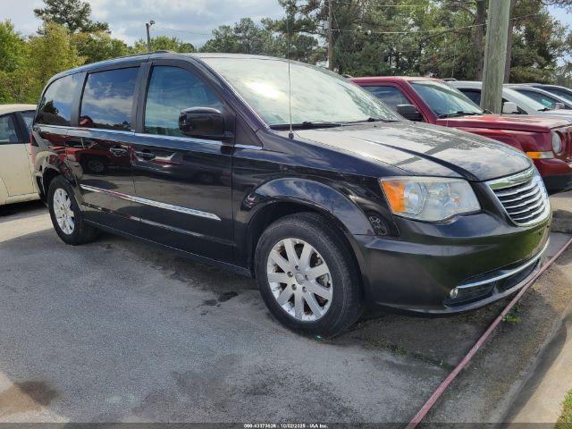  Salvage Chrysler Town & Country