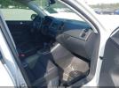 Volkswagen Tiguan S Image 10