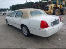 Lincoln Towncar Executive Image 11