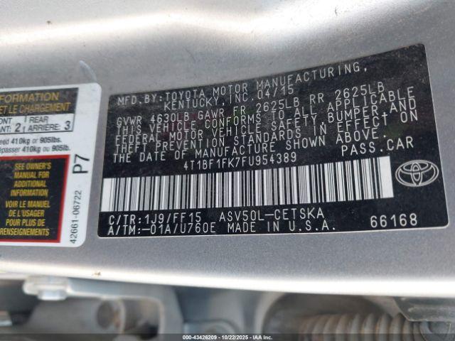 Toyota Camry Se Image 9