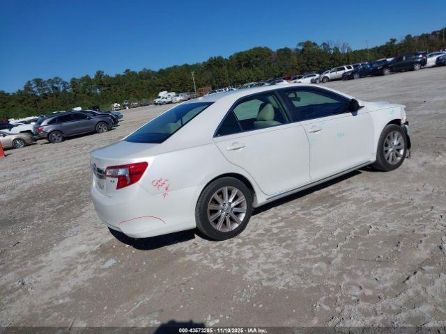 Toyota Camry Xle V6 Image 4