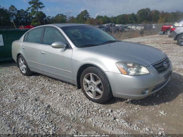  Salvage Nissan Altima