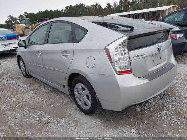 Toyota Prius Three Image 6
