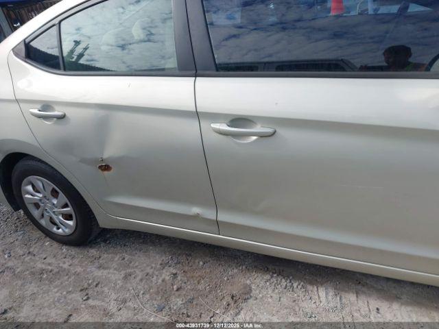 Hyundai ELANTRA Se Image 8