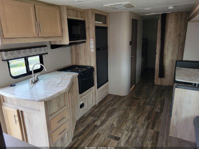 Catalina Summit Image 5