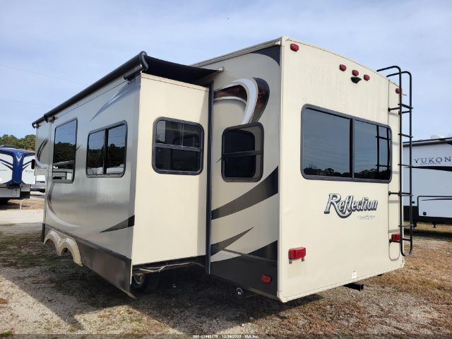 Grand Design Reflection Image 4