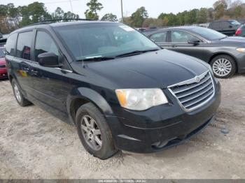  Salvage Chrysler Town & Country