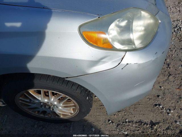 Toyota Matrix Image 13