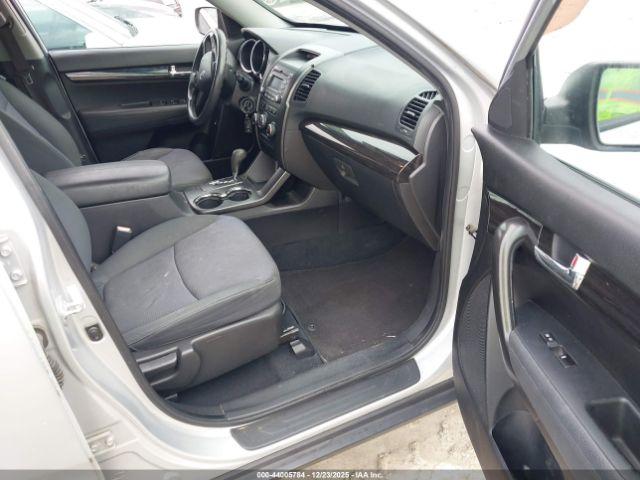 Kia Sorento Lx V6 Image 2