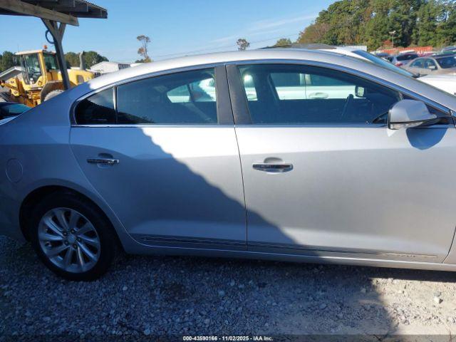 Buick LaCrosse Leather Image 14