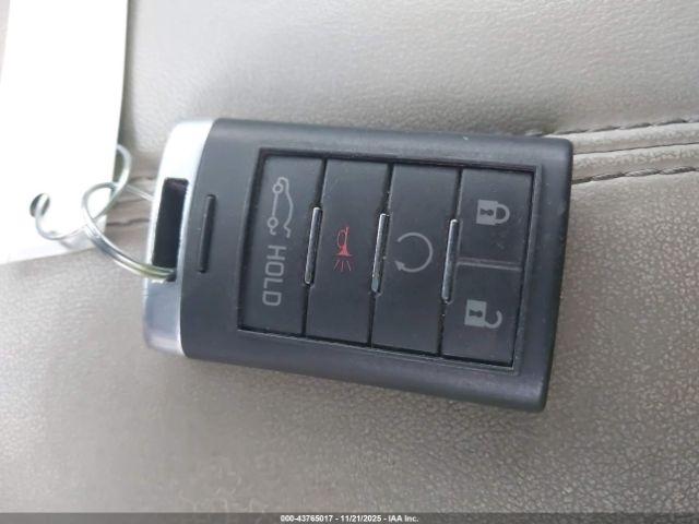 Cadillac XTS Luxury Image 6