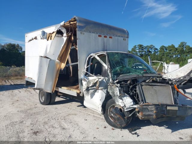 Chevrolet Express Image 10