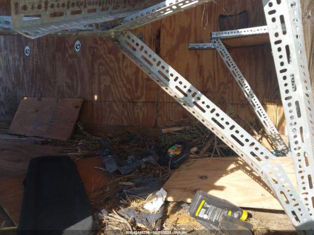 Chevrolet Express Image 15