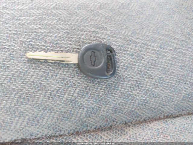 Chevrolet Express Image 3