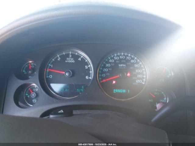 Chevrolet Silverado 2500 Ltz Image 12