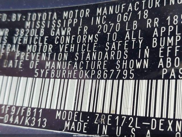 Toyota Corolla Le Image 8