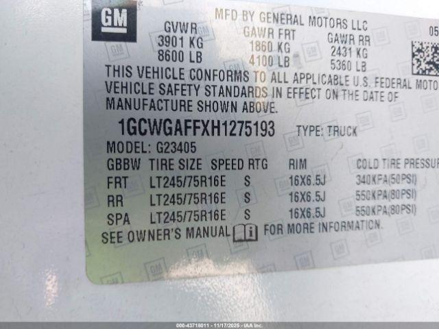 Chevrolet Express Work Van Image 4