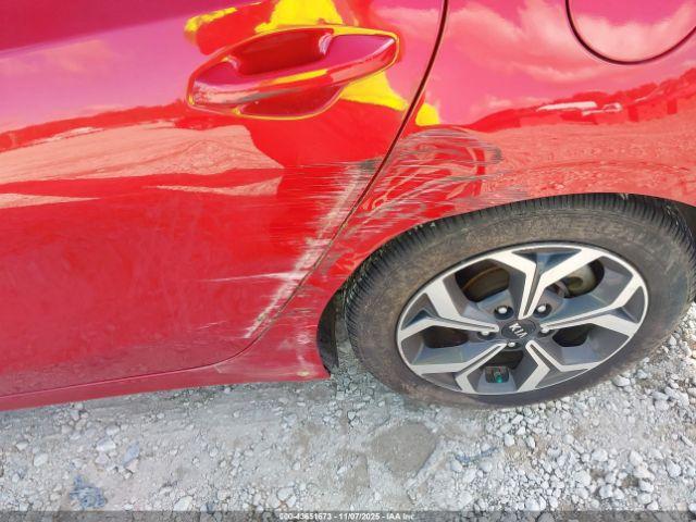 Kia Forte Lxs Image 8