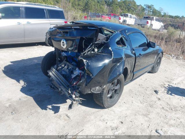 Ford Mustang Image 8