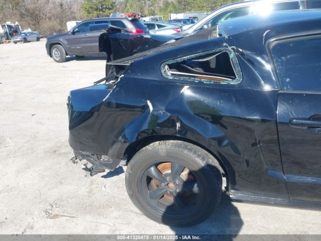 Ford Mustang Image 15