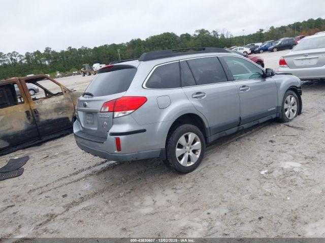 Subaru Outback 2.5i Premium Image 14