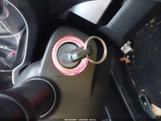 Subaru Outback 2.5i Premium Image 13