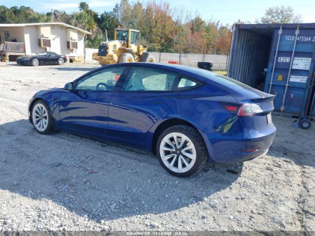 Tesla Model 3 Long Range Dual Motor All-wheel Drive Image 2
