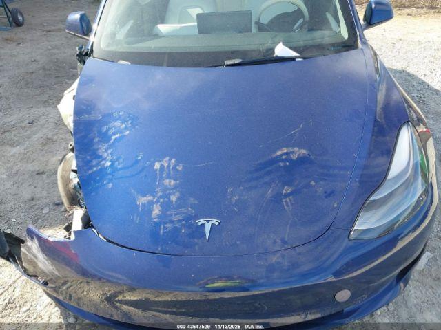 Tesla Model 3 Long Range Dual Motor All-wheel Drive Image 9