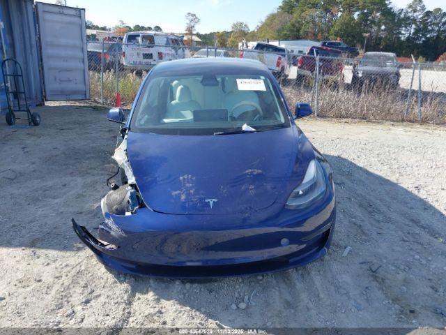 Tesla Model 3 Long Range Dual Motor All-wheel Drive Image 17