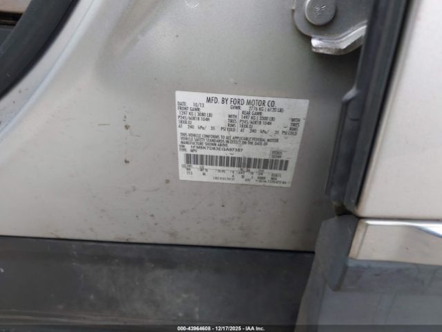 Ford Explorer Xlt Image 8