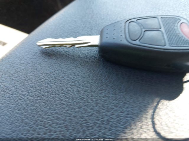 Jeep Liberty Sport Image 9