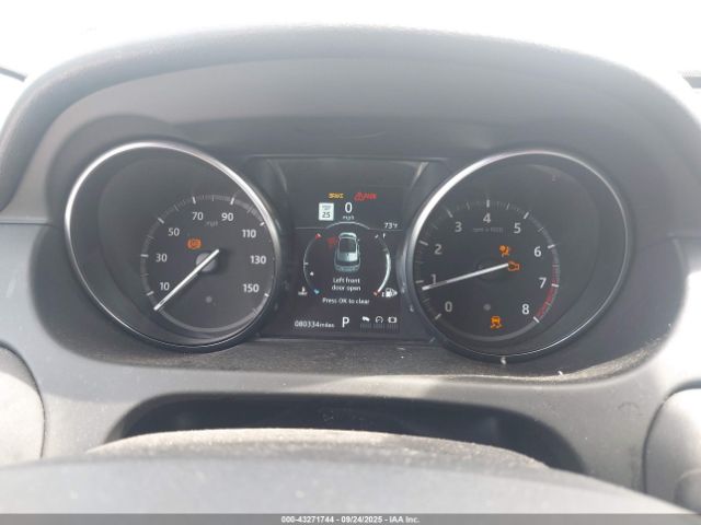 Land Rover Discovery Image 10