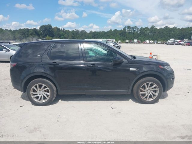 Land Rover Discovery Image 16