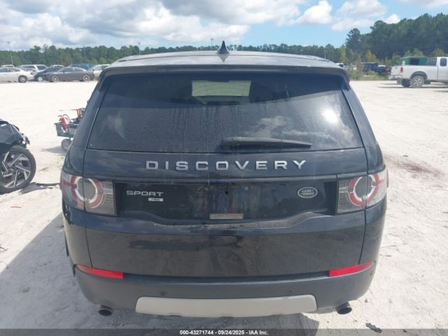 Land Rover Discovery Image 13