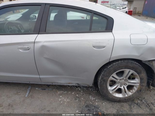 Dodge Charger Sxt Image 9