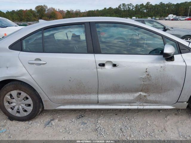 Toyota Corolla Le Image 15