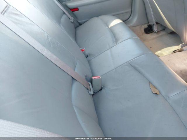 Buick LeSabre Custom Image 11