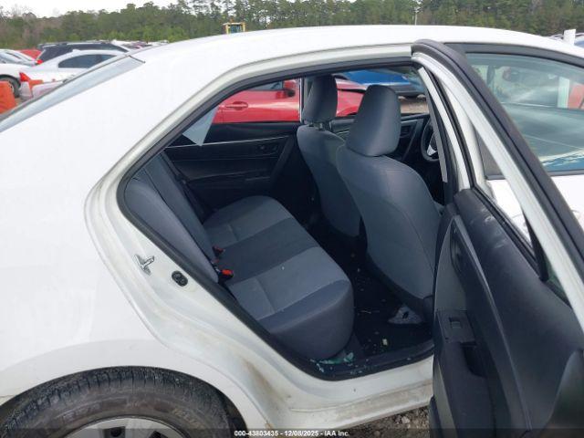 Toyota Corolla L Image 7