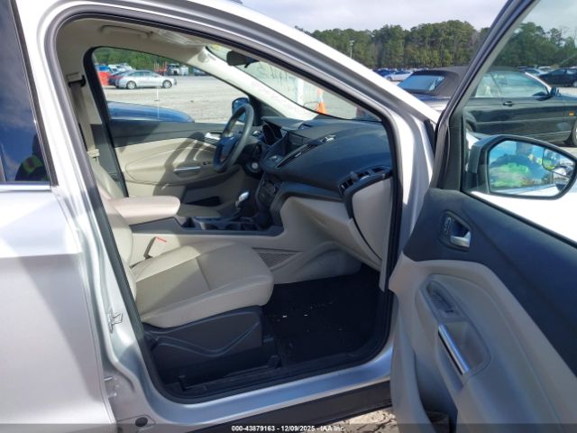 Ford Escape Se Image 5