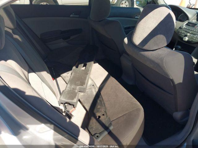 Honda Accord 2.4 Lx Image 9