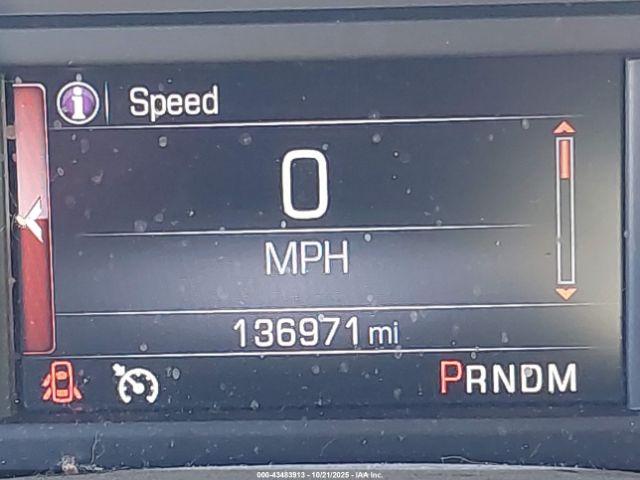 GMC Yukon Sle Image 16