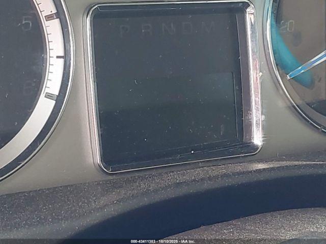 Cadillac Escalade Premium Image 11