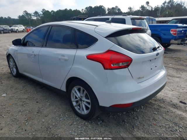 Ford Focus Se Image 4