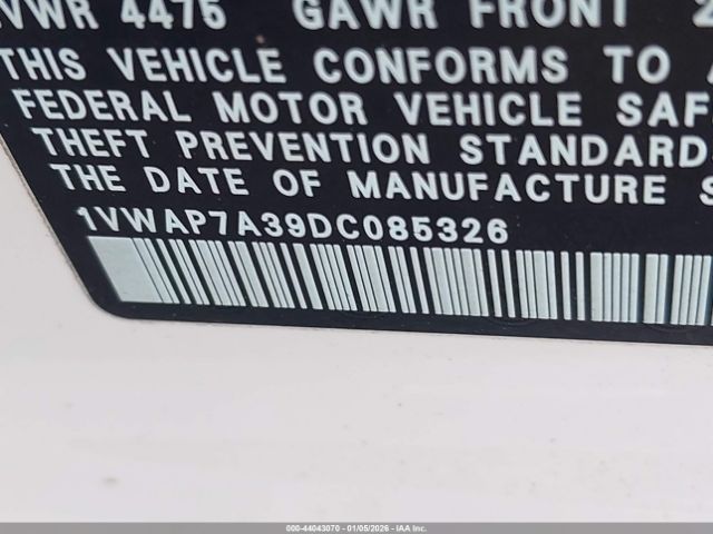 Volkswagen Passat S Image 11