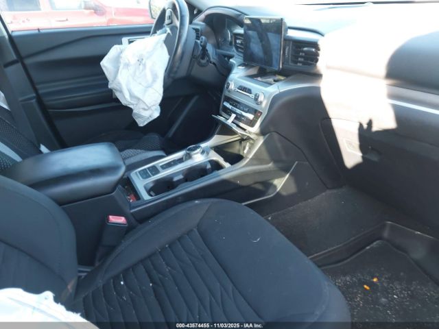 Ford Explorer Xlt Image 2