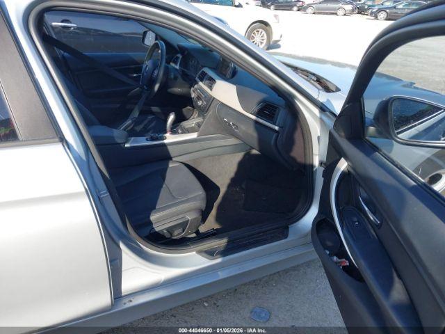 BMW 3 Series Xdrive Image 2