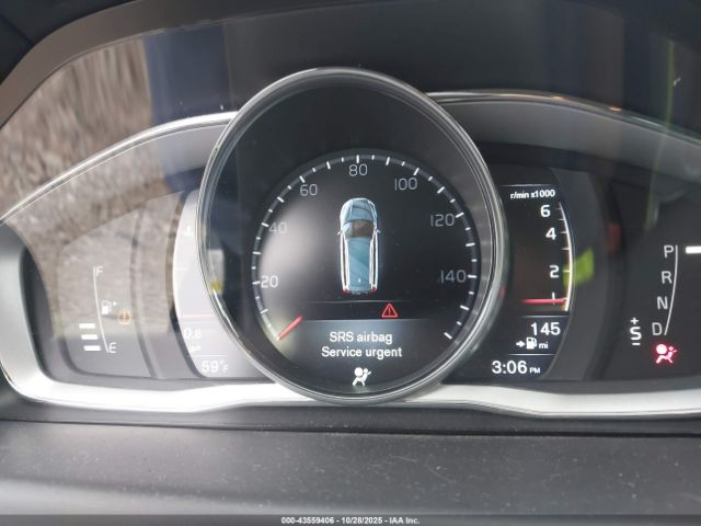 Volvo XC70 T6 Image 5