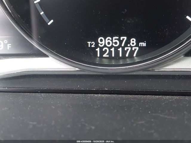 Volvo XC70 T6 Image 11